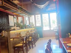 -8PINTS八品脱·日料·烧鸟·精酿小酒馆(莘庄店)