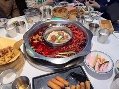 -卤校长老火锅(杨家坪直营店)