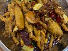 干锅姜辣凤爪-江城燕子大排档(江汉路步行街店)