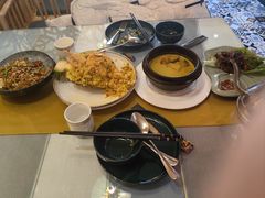 -玖月时尚泰式餐厅