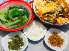-丽丽三鲜螺蛳粉(田林路店)