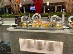 自助取餐区-绮梦西湖·云端餐厅(歌德店)