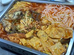 -在巷子里的烤肉店·螺蛳粉烤鱼·牛蛙(和美城店)