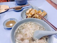 鲜肉馄饨-天天锅贴王(迎凤街店)