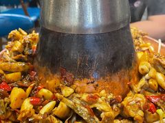 -超越炭火牛蛙火锅鸡(河东店)