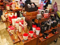 零售区-星巴克臻选(广州沙面店)