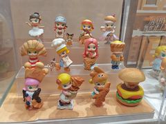 -泡泡玛特POPMART(万达店)