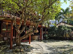 -Lam Vien Restaurant