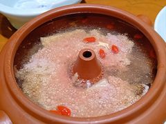 汽锅菌子肉饼-老滇山寨•云南特色菜•地方菜•民族风情歌舞表演(金碧店)