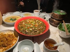 -初蓉丨遇见新川菜(亲贤街荣耀店)