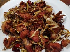 粒粒香草鸡-滇越乘象云南餐厅(豆各庄店)