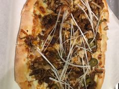 烤牛肉披萨-I HOLIC艾豪丽披萨(KKone店)