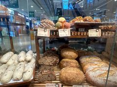 -CARINO BAKERY&CAFE(人广来福士店)