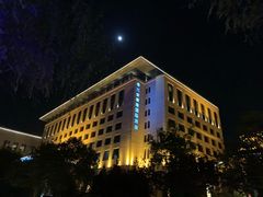 -西安唐隆国际酒店(大雁塔大唐不夜城店)