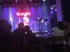 -TZ House音乐现场(茅台店)