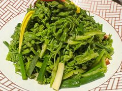 江南嫩兰芽-北平食府·北京烤鸭(北京西站六里桥店)