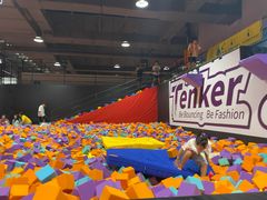 -Tenker Club弹刻极限主题公园 · 蹦床 · 团建 · 生日派对(大关店)