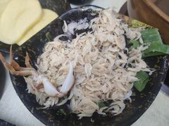 -洞庭洲·防空洞火锅·铜锅涮肉·烧烤(新百广场店)