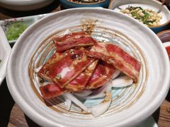 -明洞阿姨·韩式酱蟹烤肉·创意料理(三元桥店)