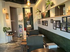 -luutosa  cafe & tea 鹿兔山