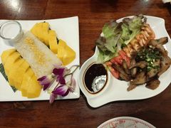 -Dang restaurant (patong phuket)
