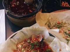 -何师烧烤Pro ·江湖川菜·小龙虾·精酿(太古里旗舰店)