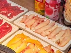 -来龍儿鲜切牛肉自助老火锅
