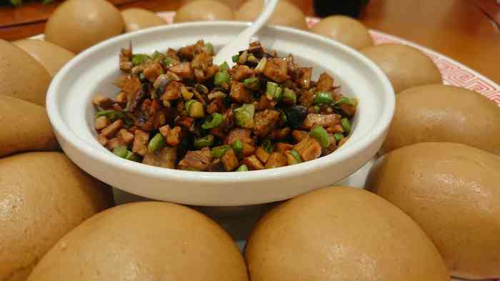 新豪都大酒店-"就是桌子大,其他没啥. 1,房间环境不."-大众点评移动版