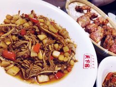 鱿鱼炒肉丝-天下客饭店(中山路店)