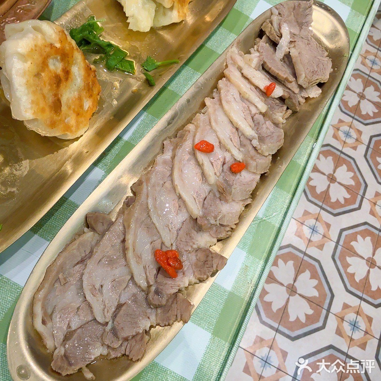 品尝美味饺子时光