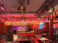 -钢管厂五区小郡肝串串香(奥克斯广场锦城万达店)