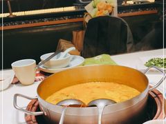 -洪氏嗨捞·猪肚鸡火锅(阳光天地店)