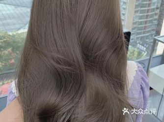 石家庄发型设计  今日发色分享～抹茶灰棕色