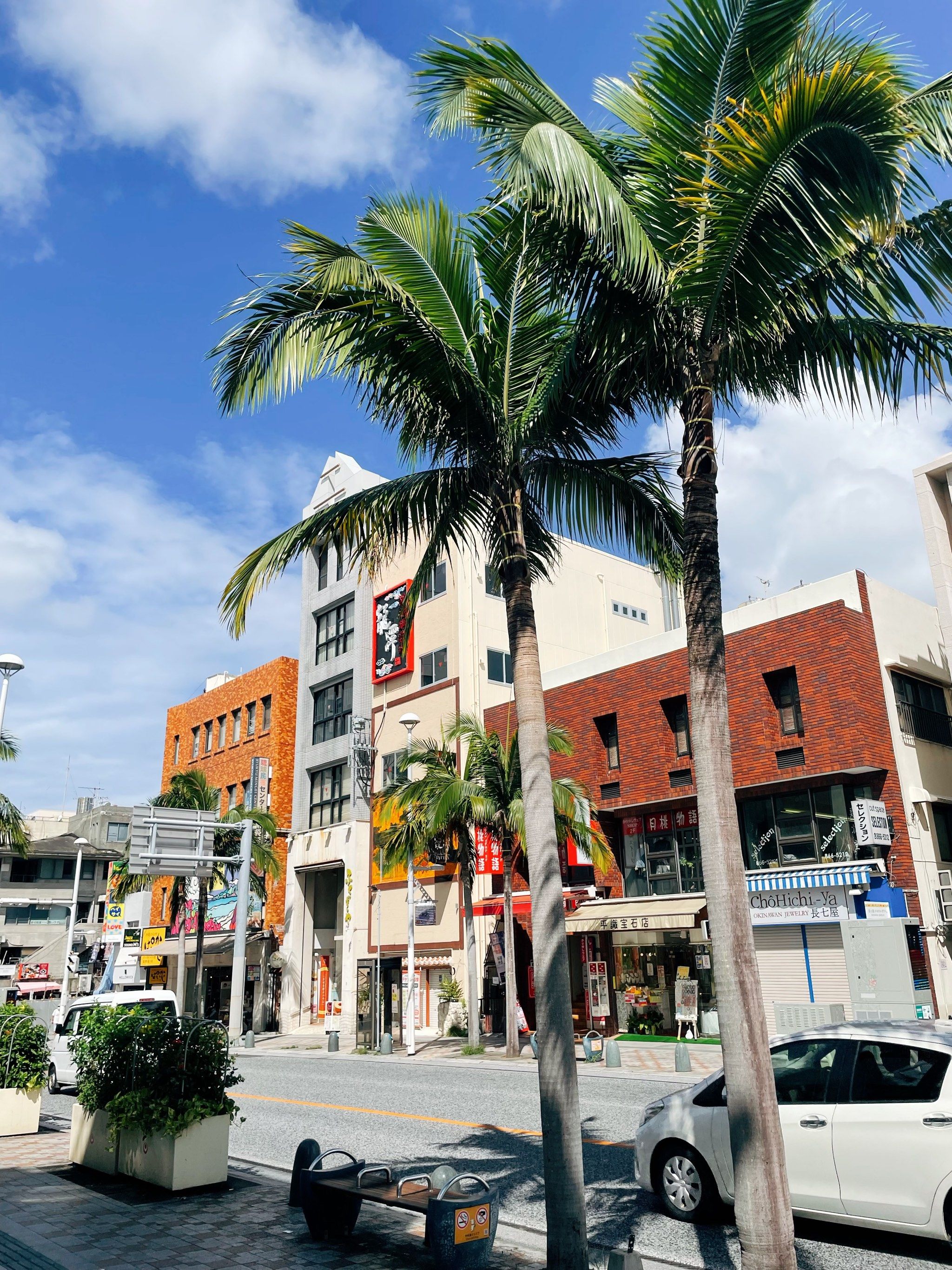 停港冲绳那霸,这里生活节奏慢悠悠的,来国际通走走看看