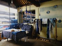 -百里峡七彩艺术小镇