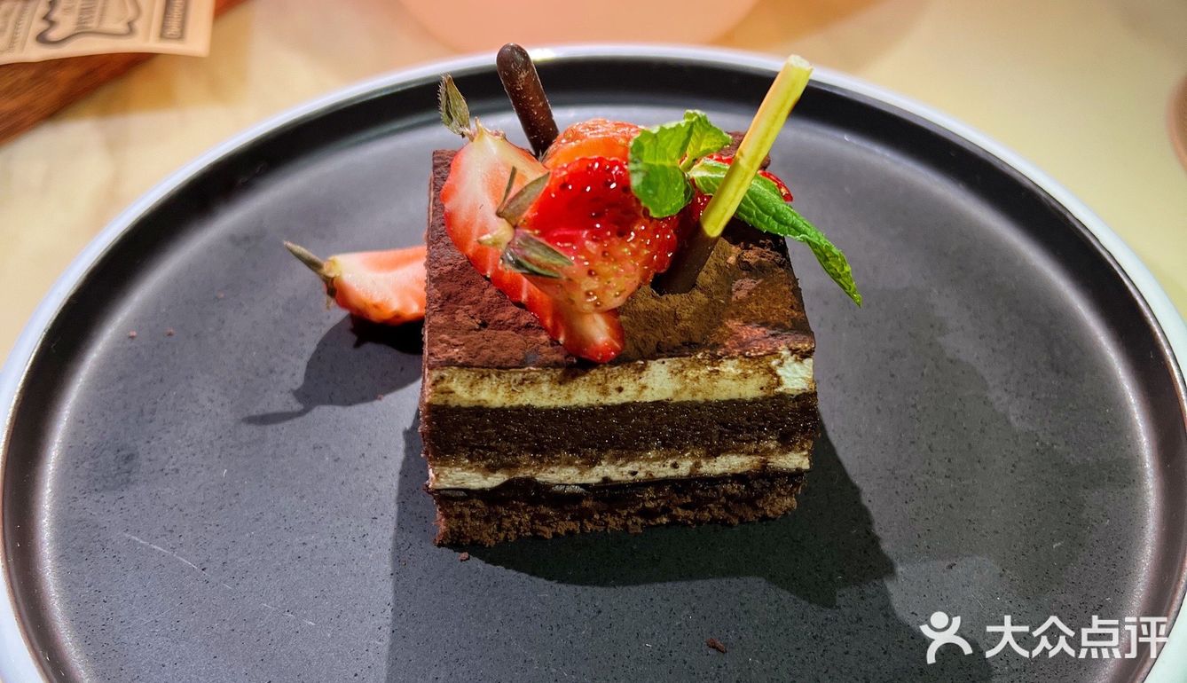 北京最适合约会的浪漫🌹露台花园餐吧—Saam Bistro 