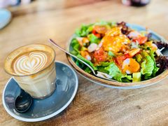 虾仁牛油果沙拉-RAC BAR(安福路店)