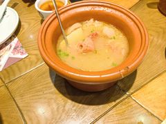 -黄泥岗·地道湖北菜(奥特莱斯店)