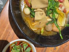 -万记麻辣烫国展总店