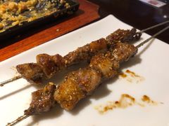 特色肉筋小串-三个大叔烤羊肉串·炭炉砂锅菜(西三旗店)