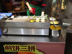 -老滇山寨•云南特色菜•地方菜•民族风情歌舞表演(金碧店)