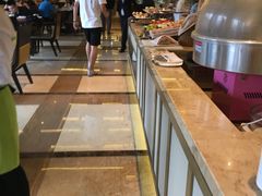 -大中华希尔顿酒店-念自助餐·嗨啤·小龙虾