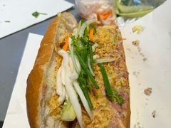 -Bánh Mì Huynh Hoa