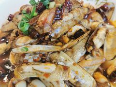 -赶海部落海鲜城(海阳路店)