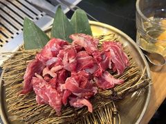 -臻牛烤肉