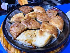 料理烤特色火烧-老东镇啤酒屋海鲜加工·蒸汽海鲜·海鲜烧烤(台东店)