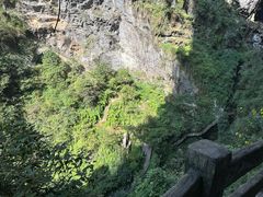 -龙水峡地缝景区