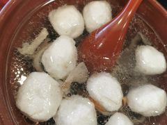 鱼丸汤-公园饭店