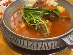 -喇喇排骨火锅·传统韩式脊骨汤(望京西园总店)