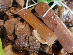 带皮小黄牛肉-琼菜坊·无鸡不成宴·海南菜老爸茶糟粕醋(海口骑楼老街店)